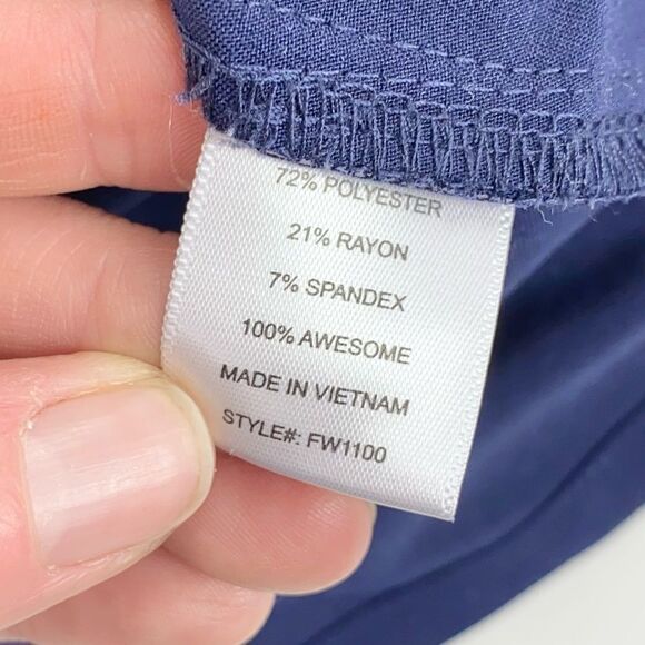 FIGS Casma one pocket blue scrub top XS - Picture 5 of 7